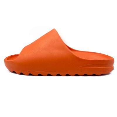 China Anti-Smell 13 Colors On Running Custom Logo Summer Unisex Sandals Men's Flat Slide Shoes Women Slip On Eva Indoor Fisg Lip Beach Slippers for sale