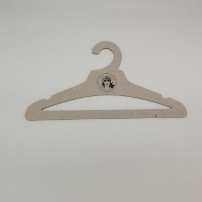 China New classic/postmodern twenty years of production experience paper hangers customized paper hangers for dry cleaners for sale