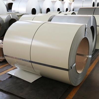 Chine La bobine en acier galvanisée enduite d'une première couche de peinture blanche de PPGI écrèment la couleur RAL 9010 9003 9016 0.5MM à vendre