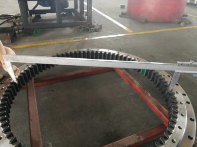 Chine L'excavatrice originale de Kobelco d'anneau de pivotement partie 24100N7529F1 LCP40FU0001F1 24100N8102F1 à vendre
