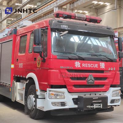 Chine HOWO 18m bras de pulvérisation élevé 4x2 12000l grand débit de sauvetage incendie camion de pompiers à vendre à vendre