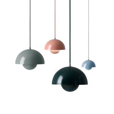 China Retro simple modern dining chandelier personality bedroom bedside chandelier bar aisle restaurant head chandelier for sale
