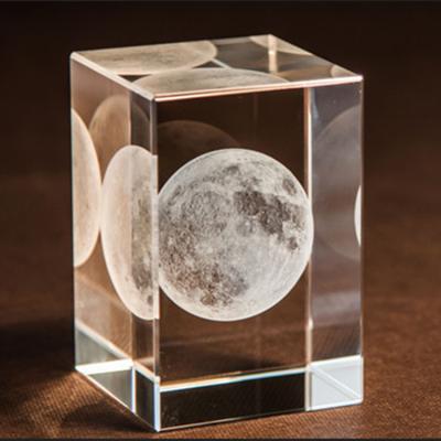 China Europe 3d Laser Globe Crystal Glass Cube Paperweight for sale