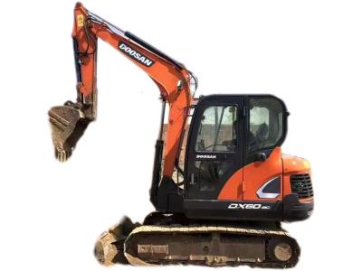 China Excavadora original de pequeña cilindrada de alta calidad para sitios de construcción en venta