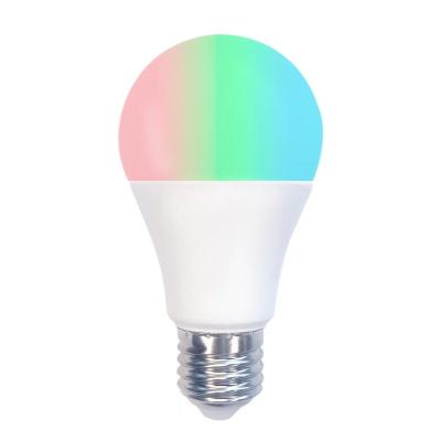 China Color elegante de Alexa 810lm del bulbo de E27 E26 B22 que cambia la bombilla en venta