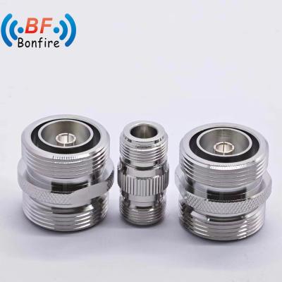China RF DIN Mannelijke rechthoekige aansluiting voor 1/2 coaxiale kabel Volledige RoHS-conformiteit LJQ-XXXXX Te koop