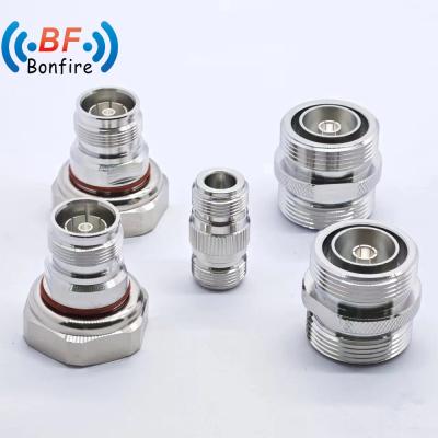 China RF coaxkabelconnector RF-adapter met 4.3-10 Mini DIN-plug Waterdichtheid IP 67 Te koop