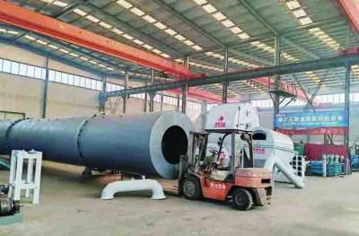 China Linha de produção de pellets de biomassa de 1 a 2 toneladas / h 2 a 12 mm 1,1-1,3 T / M3 à venda