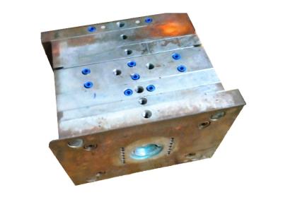 China Cold Runner Injection Molding Tools, High Standard DIY Plastic Injection Multi Cavity Molds for sale