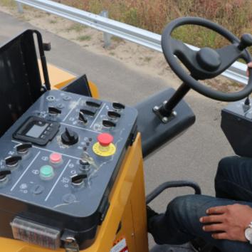 China Construction works XCM Portable Sidewalk Hot Milling 500MM Width XM503 Asphalt Milling Machine for sale