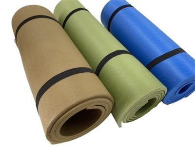 Chine Produits de natation Sports de plein air Portable Tapis flottant d'eau pliable Facile à transporter à vendre