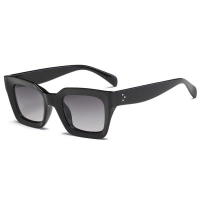 China 10 Years Experience Euromonk 2021 Hot Selling Ladies Sunglasses Women Designer Square Eyewear Brand Glasses Fashion Shading UV400 for sale
