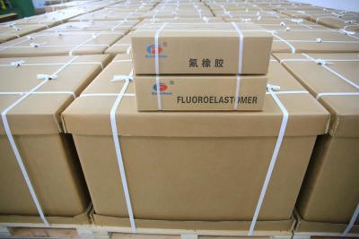 Chine GASKET FKM blanc avec viscosité Mooney 20-60 Précomposé de caoutchouc au fluorocarbone égal à Solvay Chemours 3M à vendre