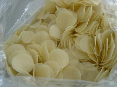 China Fried Snacks White Prawn Cookies Red Prawn Cookies Colored Prawn Cookies for sale
