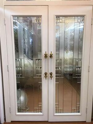 Chine Panneaux en verre décoratifs stupéfiants de conception pour les portes intérieures à vendre