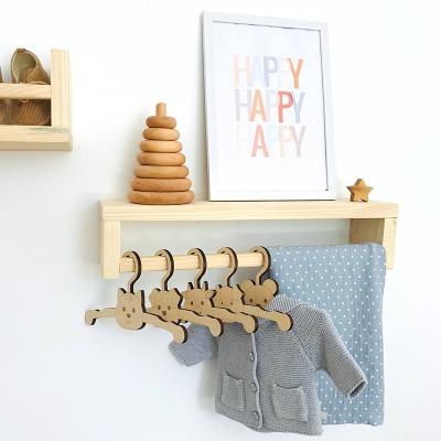 China Anti-slip Manufacturer Custom High Quality Hot Selling wholesale wooden hangers for clothing store for sale