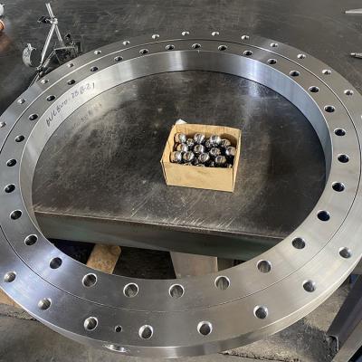 China High Precision Non-Swivel Four Point Contact Gear Ring Cross Roller Bearing for Crane Robot Arm for sale