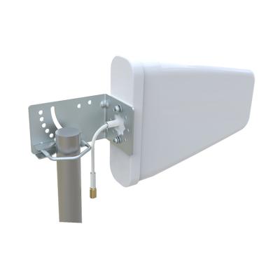 China Outdoor Antenna Waterproof Broadband Antenna 5g Communication Low VSWR High Gain 5g Antenna GDW-BV0908 for sale