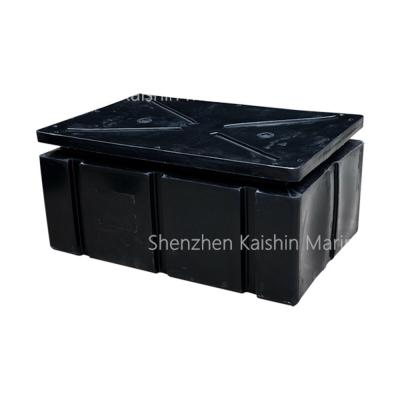 Cina Applicazione nelle marine: galleggiamento in LLDPE con 480-600 kg di galleggiamento per il pontone galleggiante in dock in alluminio in vendita