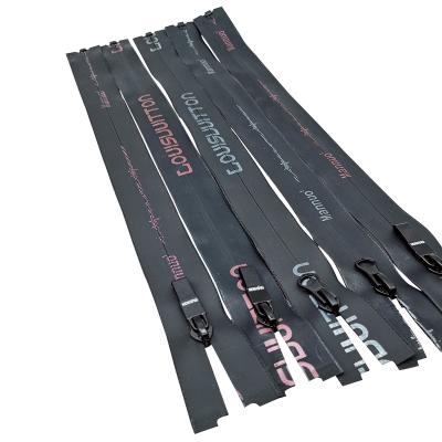China Customize Waterproof Long Chain Zipper Sales Roll Wholesales Nylon Head Zipper for sale