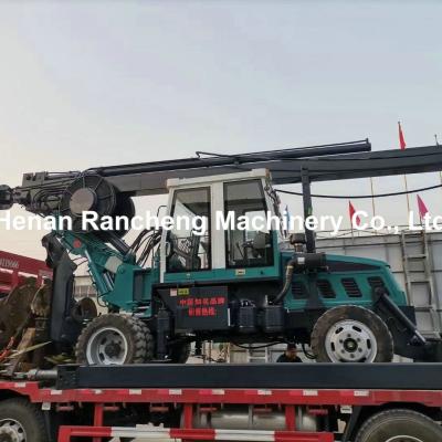 Chine Type de roue Barre carrée Forage rotatif conducteur de pile Machine de pilonnage de pile Post Ground Screw Fence Équipement hydraulique à vendre