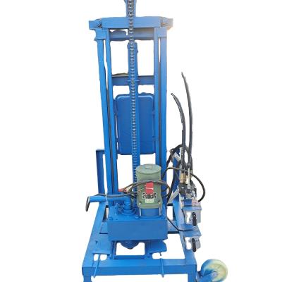 China Rig eléctrico portátil de perforación de pozos de agua de 100 m de profundidad con motor de 22 CV 40 kg de carga máxima en venta