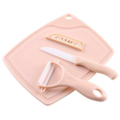 China Non Slip Sustainable Wheat Straw Cutting Boards For Kitchen Cutting Block Cutting Board Set for sale