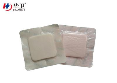 China El nuevo cojín absorbente adhesivo médico hiere la preparación de la espuma del silicio del cuidado en venta
