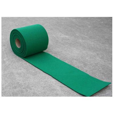 China Green Color Wholesale Waterproof Long Lasting Mini Golf Felt Putting Mat Fabric for sale