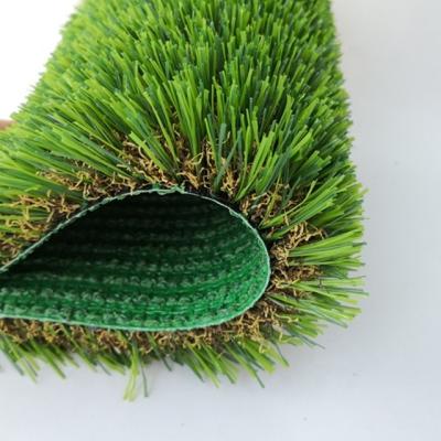 Chine Tapis d'herbe avec 16800 points de suture/m2 et revêtement en latex SBR à vendre