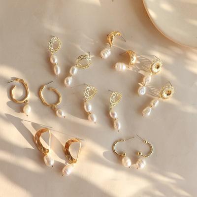 China TRENDY Baroque Freshwater Pearl Gold Plated Simple Drop Dangle Stud Earrings Jewelry For Women Girl for sale