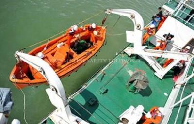 China Marine SOLAS Approved F.R.P Fast Rescue Boat for sale
