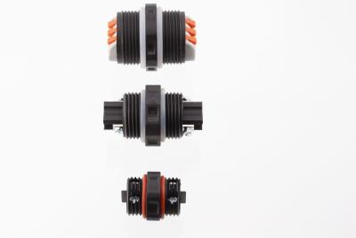 Китай Male / Female Waterproof Electrical Cable Connector Temperature Range -25C- 85C продается