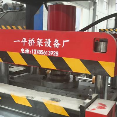 Cina Cable Raceway Cover Machine personalizzata Spessore 1-2 mm Sistema di controllo PLC in vendita