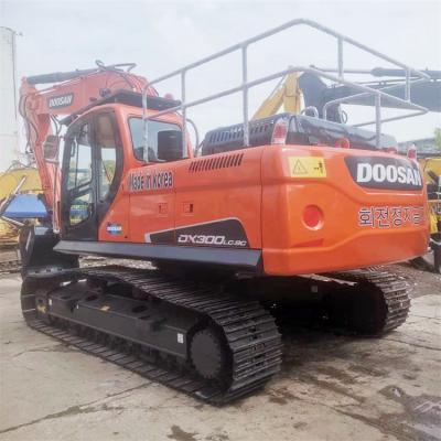 China Excavadora de segunda mão Doosan Dx300 Excavadora de 30 toneladas Doosan Alta confiabilidade à venda