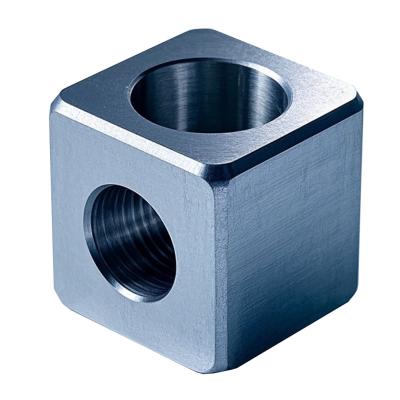 Chine CRONIFER 926/N08926/1.4529 Barres/bâtons/fil/forgeage/plaque/bande à haute résistance et ténacité pour l'industrie pétrolière et gazière à vendre
