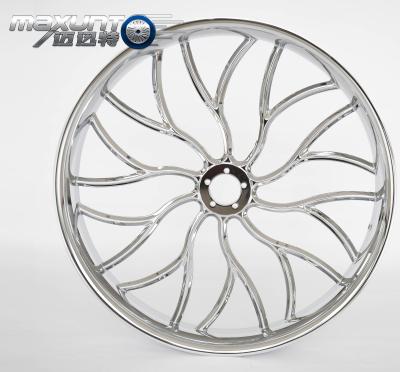 Chine Des roues en alliage d'aluminium forgé pour moto XQ-M-21x3.5 à vendre