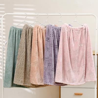China QUICK DRY Super Soft Coral Velvet Women's Bath Towel Super Large Absorbent Microfiber Dress Skirt Logo Bath Towel Women's Adult Bath for sale