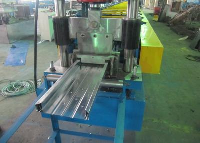 Chine Petit pain de tôle d'acier de plat de pédale formant la grande vitesse de machine avec 5 tonnes Decoiler hydraulique à vendre