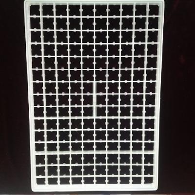 China Cheap Agriculture Hatchery 1.02kg Basket And Plastic 30 36 42 63 88 150 176 Egg Hatching Tray For Incubator for sale