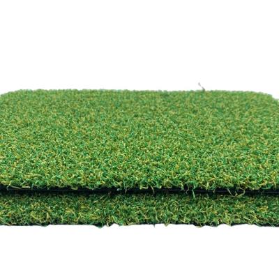 China Sports Chase Anti-fire Anti-UV With Artificial Water Holes Putting Green Golf Mat Turf Synthetic Golf Grass for sale