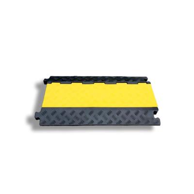 China Yellow Black Rubber Speed Humps for sale