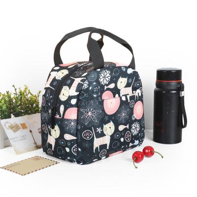 China Waterproof eco friendly waterproof portable food delivery insulated thermal lunch tote bag with custom logo reusable for sale