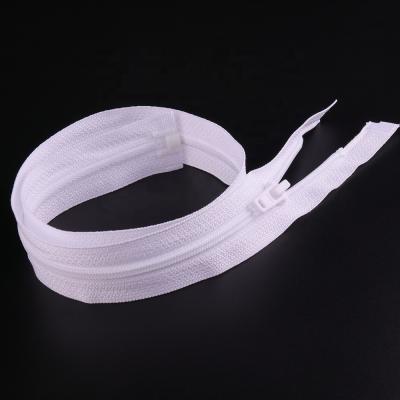 China Color Fade Proof Feature Customized Good Price Disposable Zippers Garments 52 No. Tape Zipper 3 cm for clothing for sale