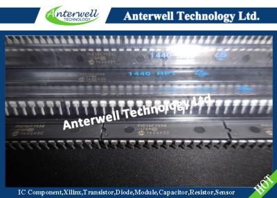China PIC16F1938-I-SP 28/40/44-Pin Blitz-ansässig, 8-Bit-CMOS-Mikroregler zu verkaufen