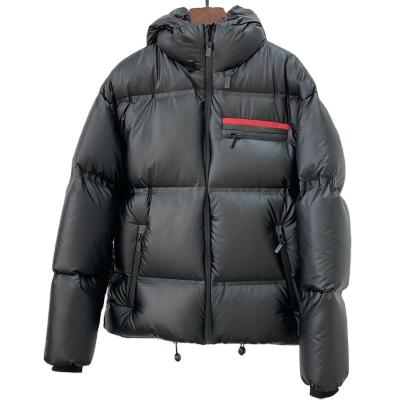 China Lightweight Anti-Wrinkle Mens Winter Hooded Puffy Seamless Duck Down Jacket for sale