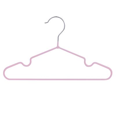 China Metal stocked rubber coated hangers for garment display for sale