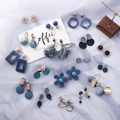 China Romantic Wholesale Multi Designs Simple Minimalist Earrings Mix Korean Earrings for sale