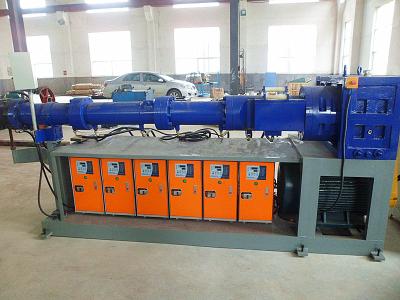 Chine Machine en caoutchouc d'extrudeuse avec personnalisable à vendre