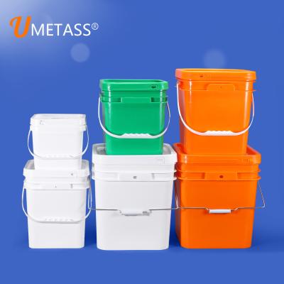 China Envases de plástico transparentes de 2 galones de cubo para bebidas envases para alimentos en venta